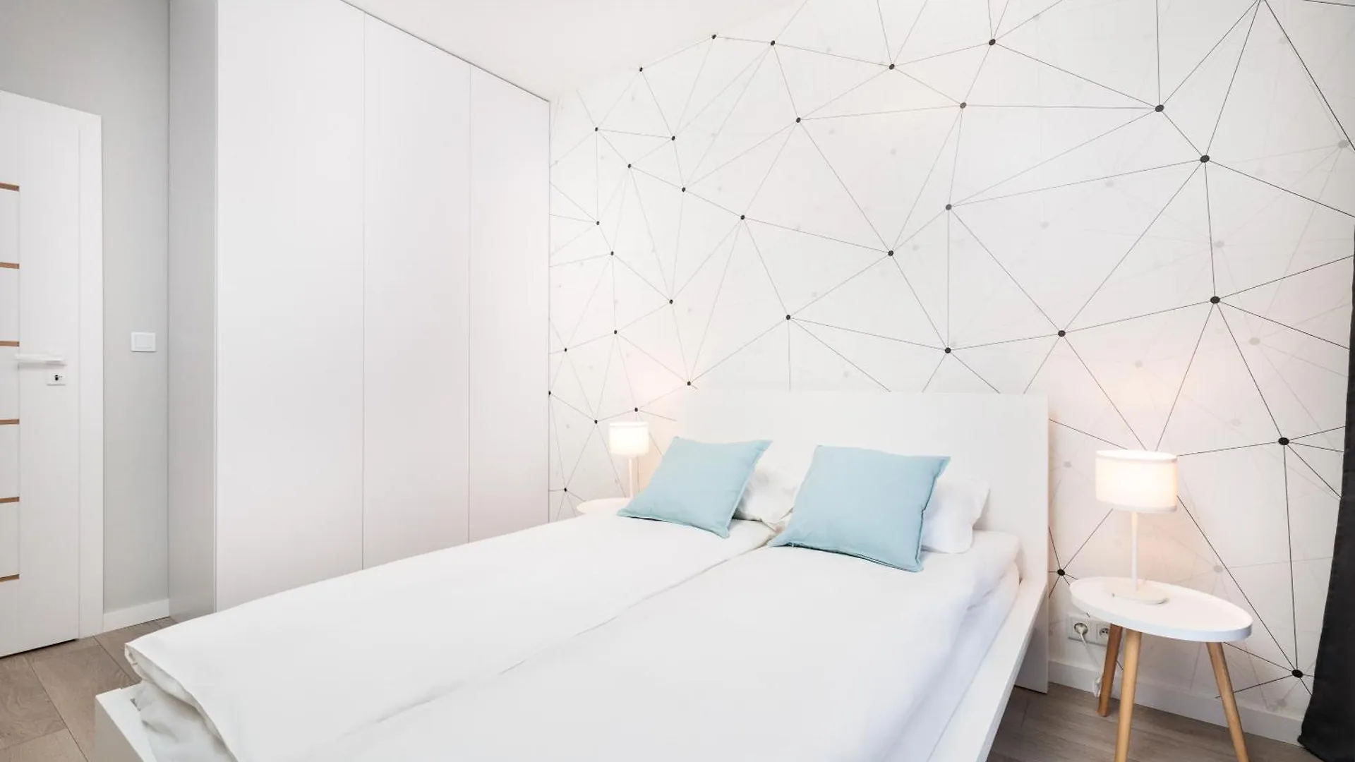 City Of The Kings-Milford Sound Krakow Apartment